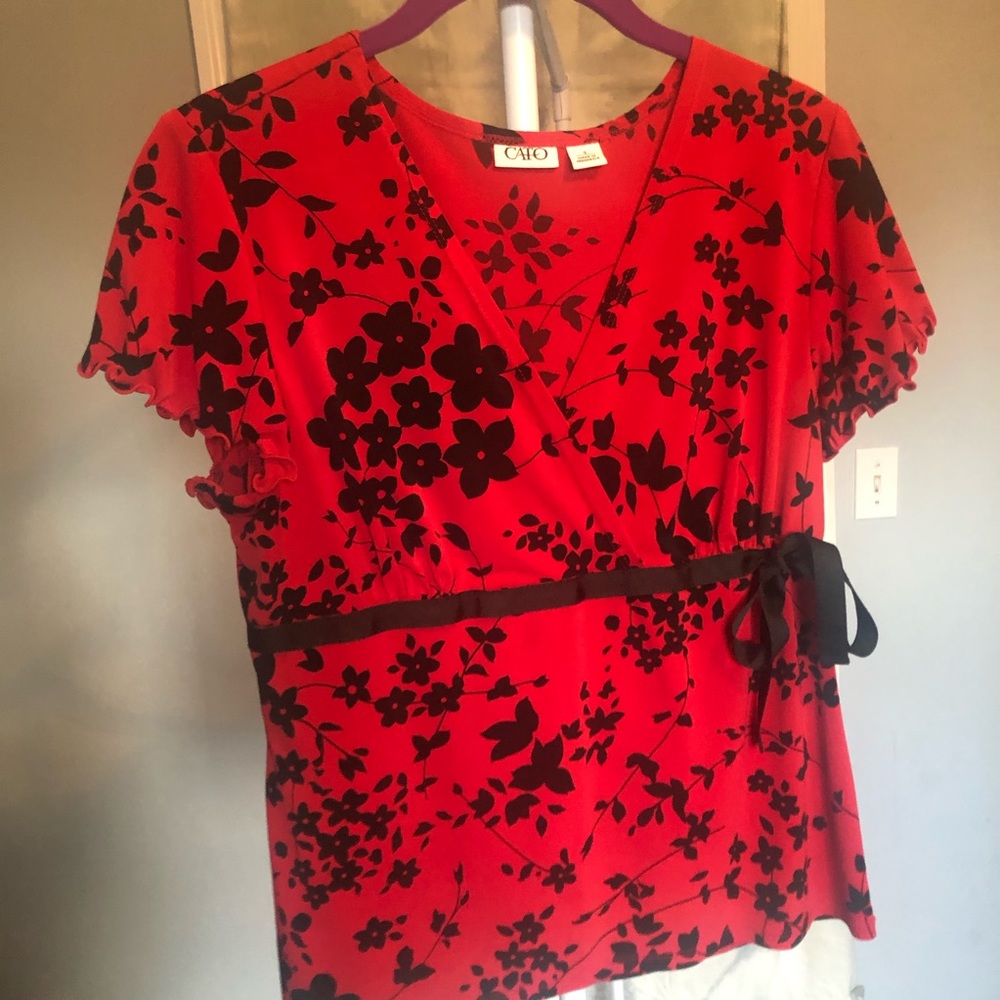 Red w Black Flower Design w tie at Waist